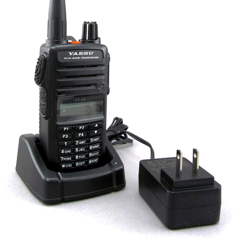 八重洲FM双频段对讲机 FT-65R