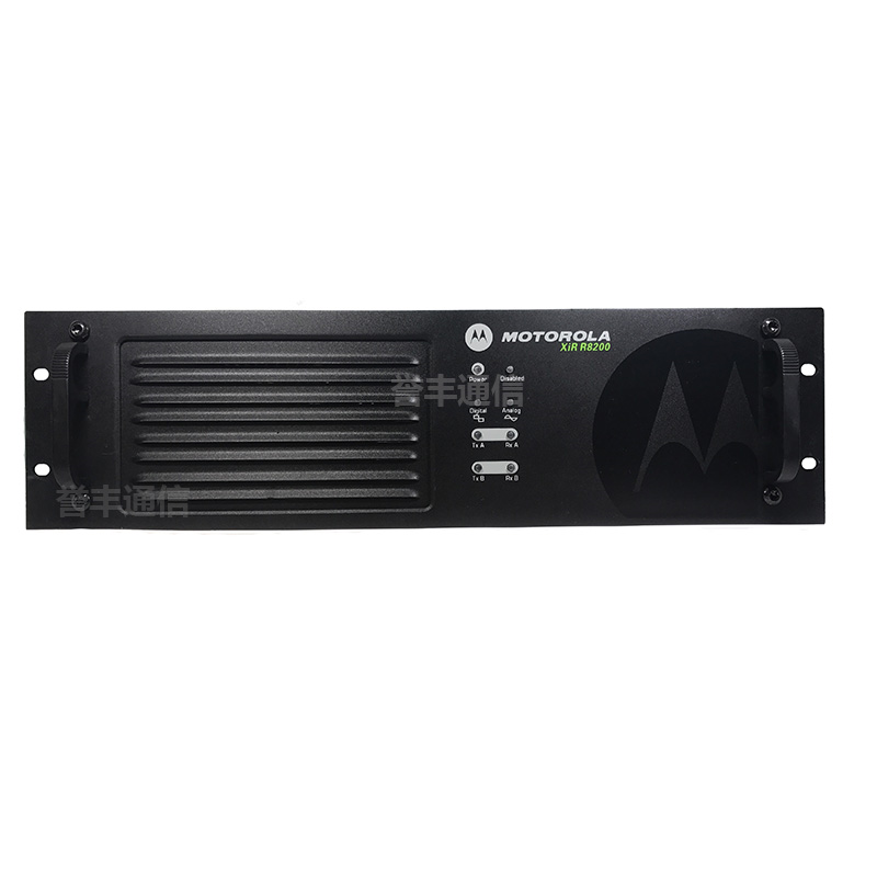 摩托罗拉R8200中继台