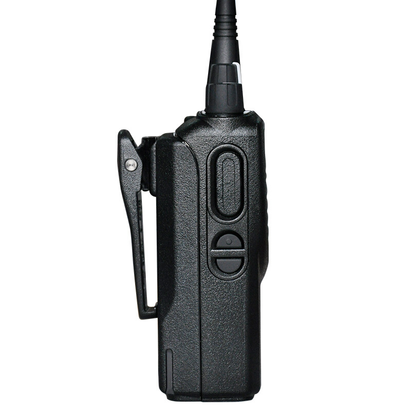 Mag One数字对讲机  A8DMR
